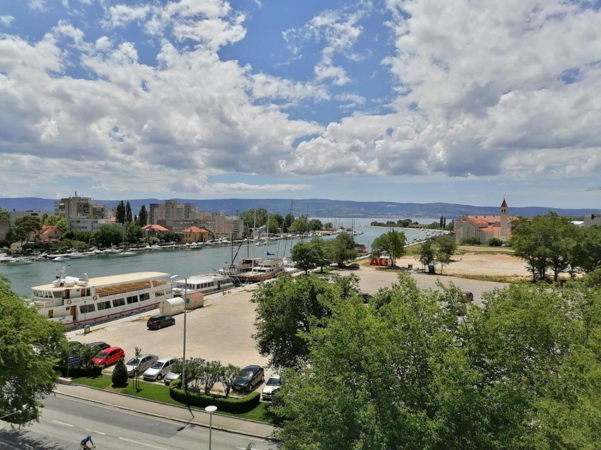 Penthouse Maremonte Apartment Omis Bagian luar foto