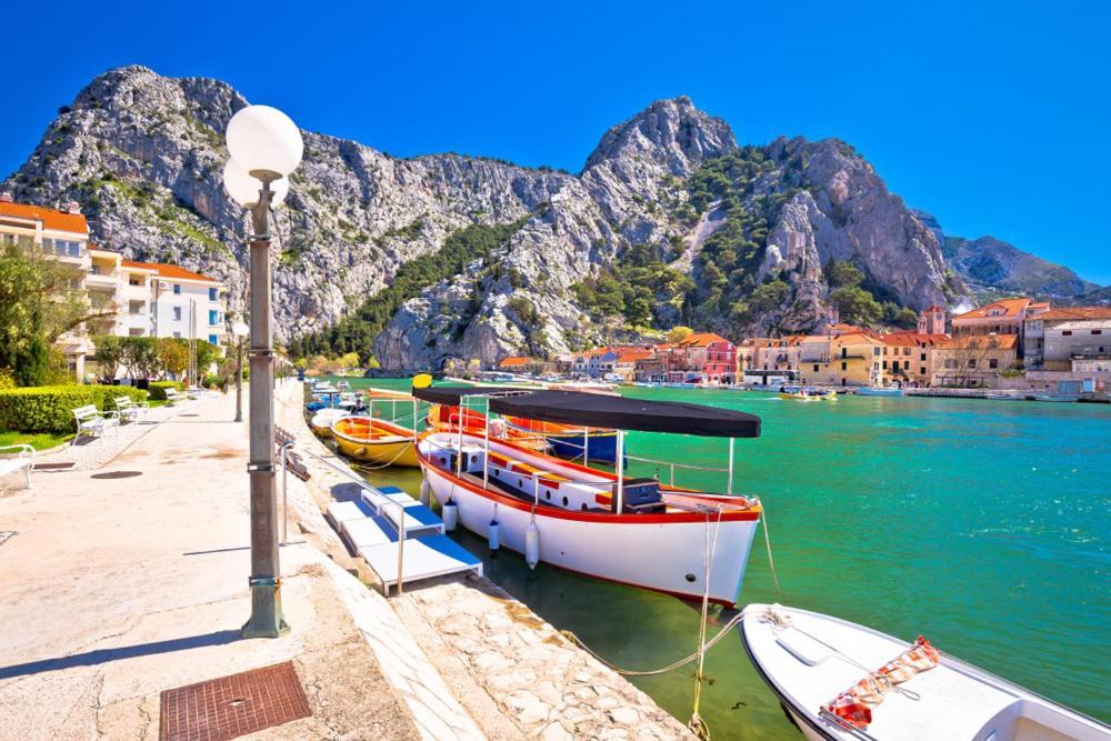Penthouse Maremonte Apartment Omis Bagian luar foto